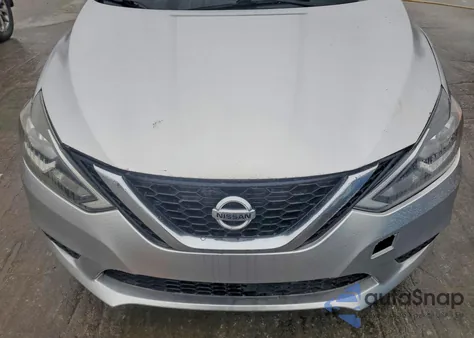 2017 Nissan Sentra S z USA, uszkodzony, nr VIN 3N1AB7AP3HY205111